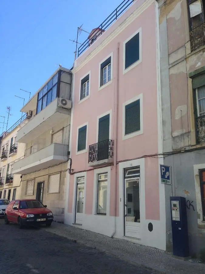 Discovery Apartment Estrela Lisbon