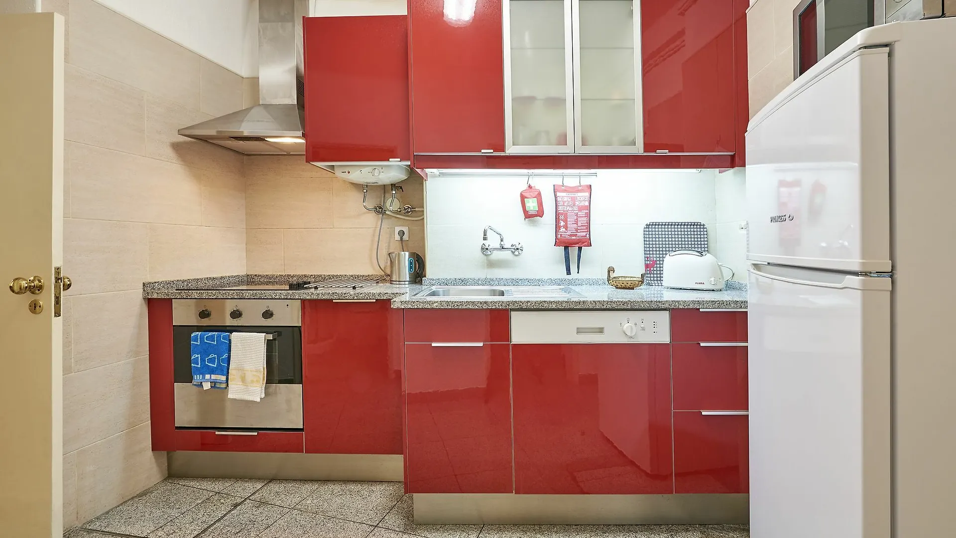 Discovery Apartment Estrela Lisbon
