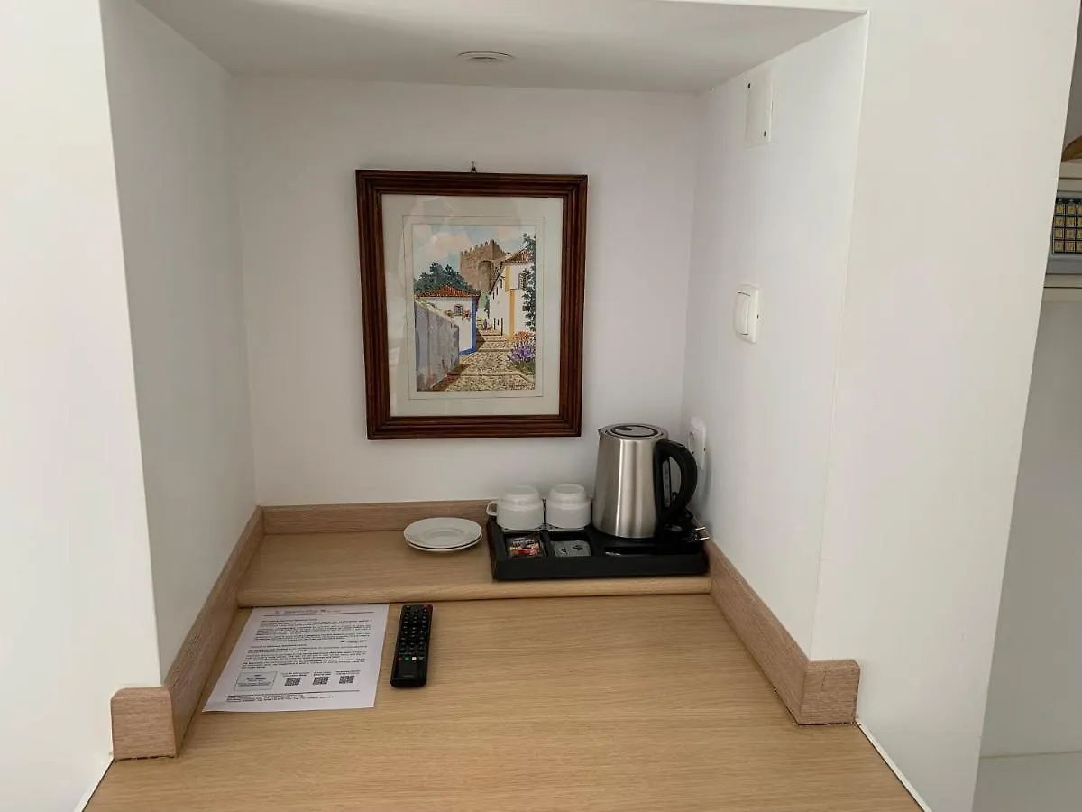 Discovery Apartment Estrela Lisbon 0*,