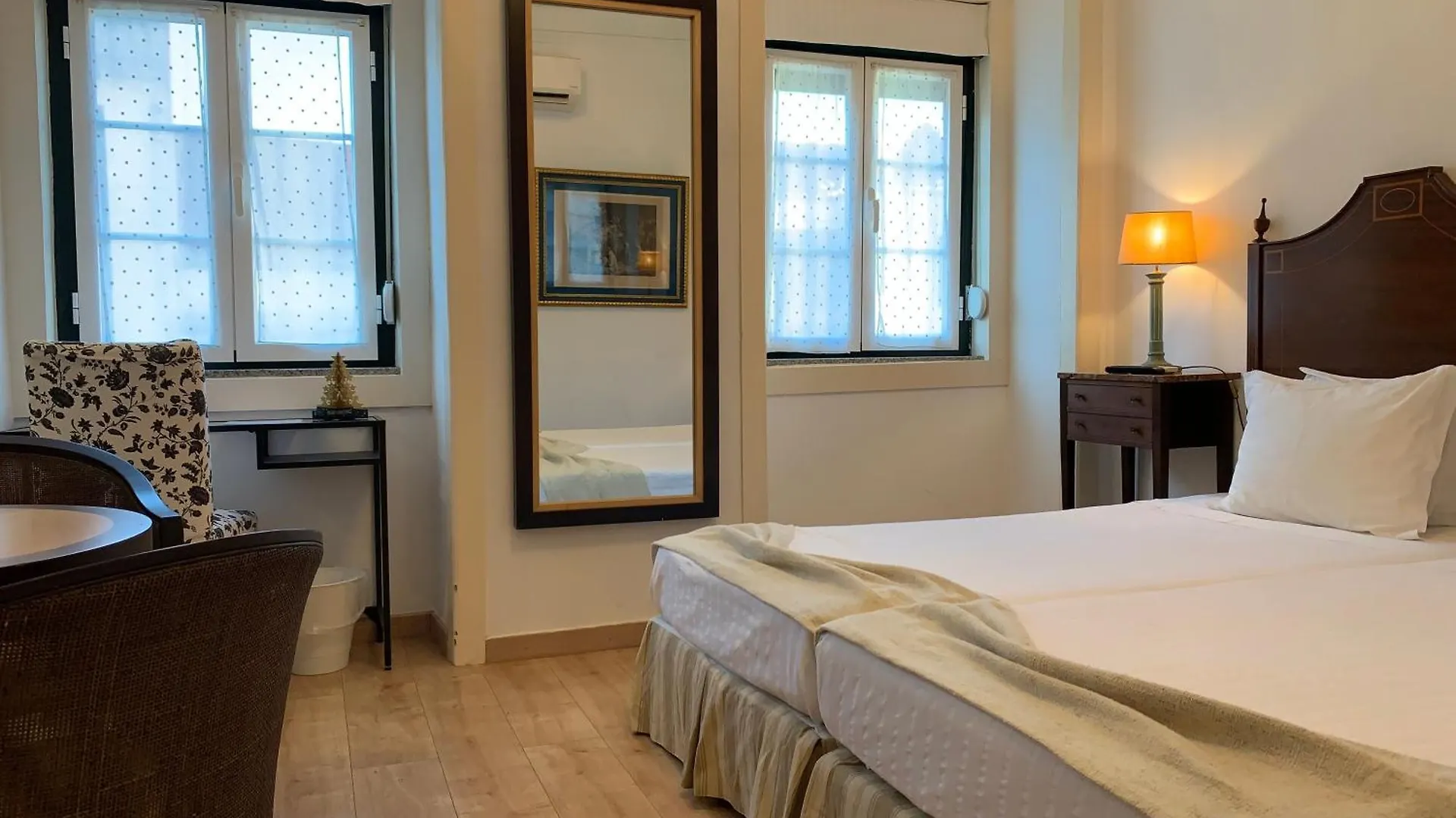 Discovery Apartment Estrela Lisbon Portugal