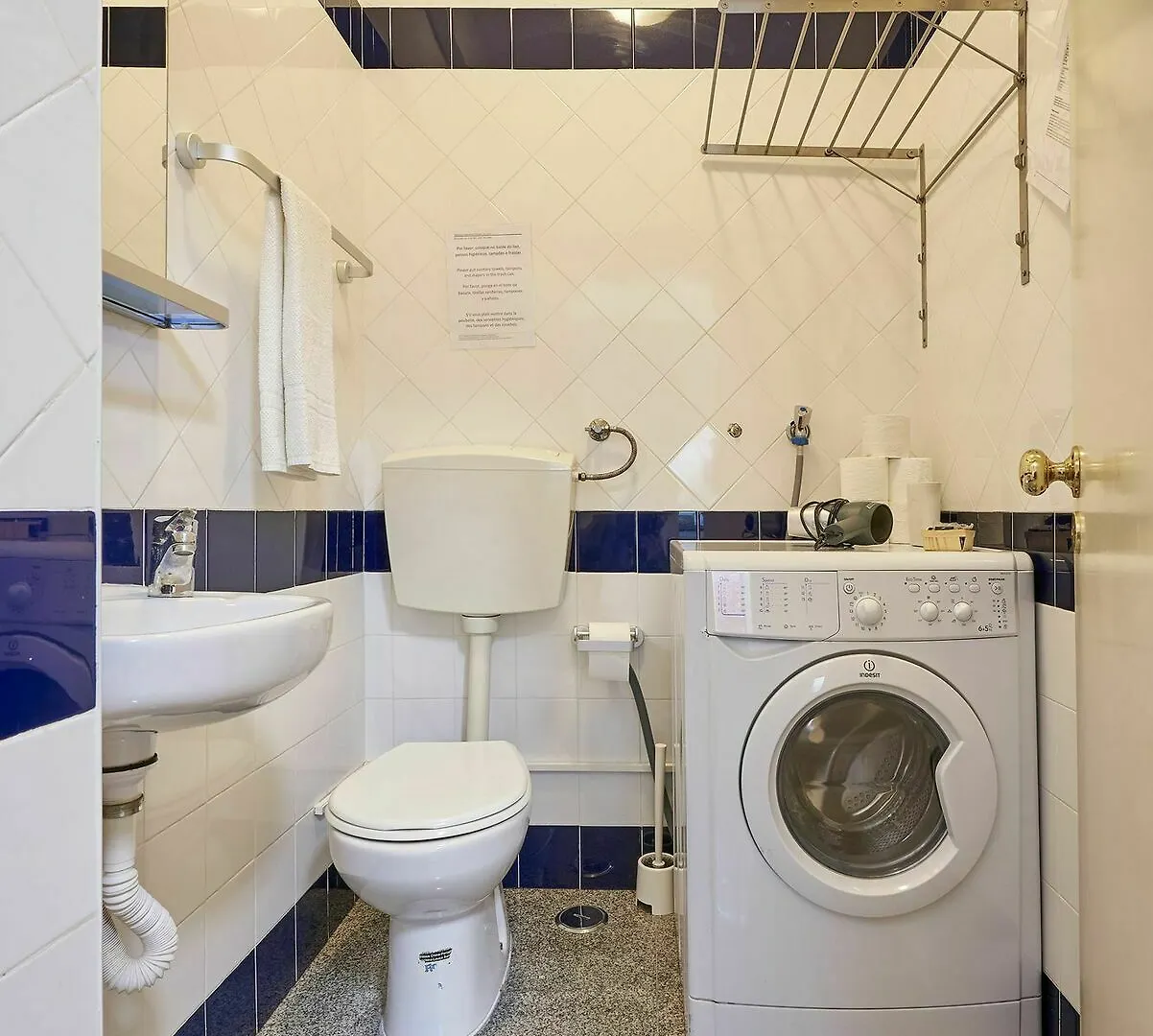 Discovery Apartment Estrela Lisbon
