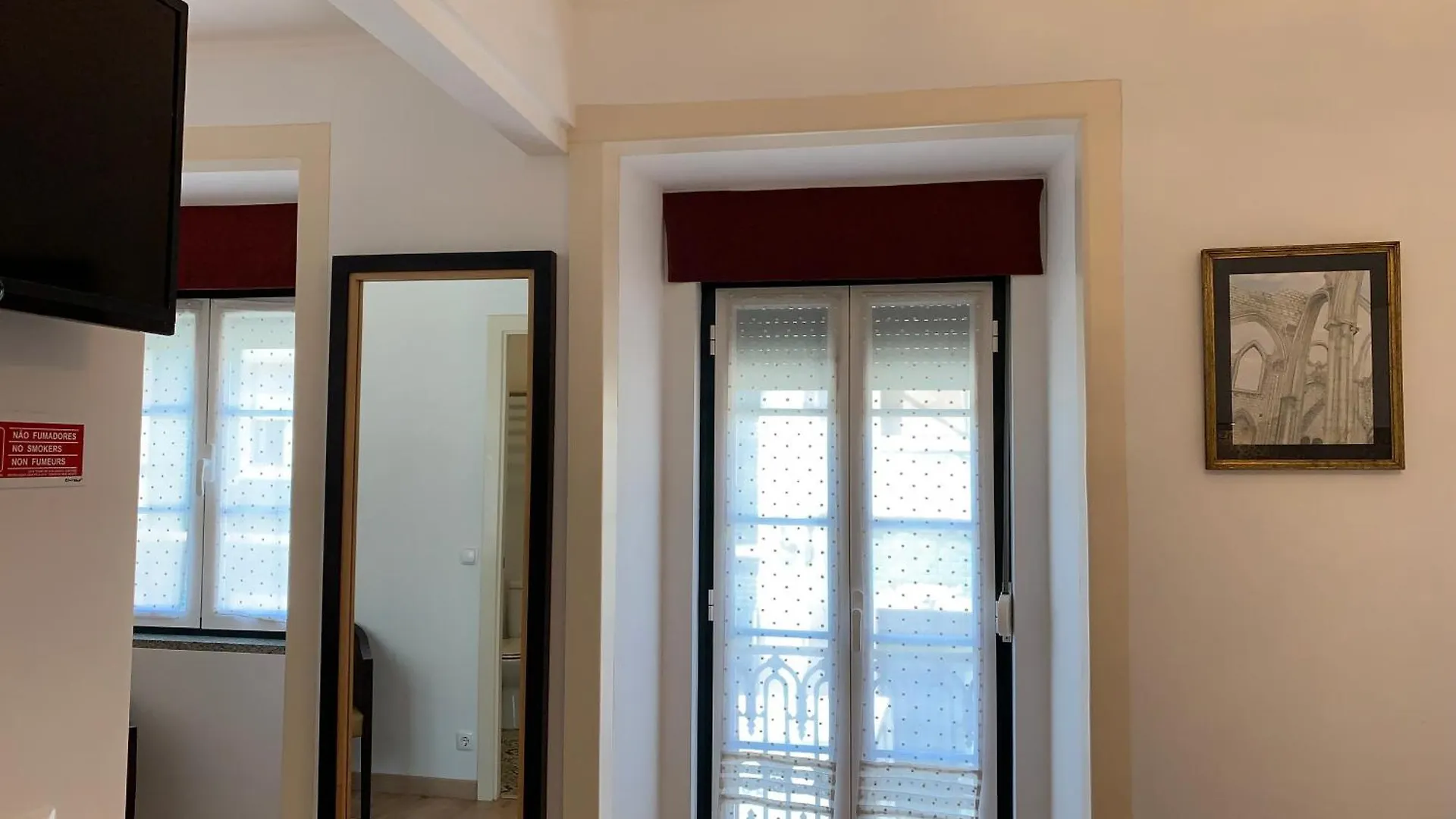Discovery Apartment Estrela Lisbon