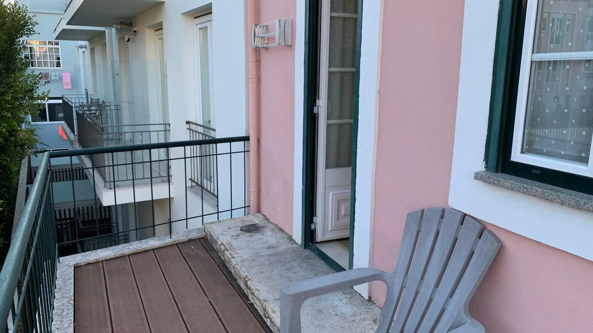 Discovery Apartment Estrela Lisbon